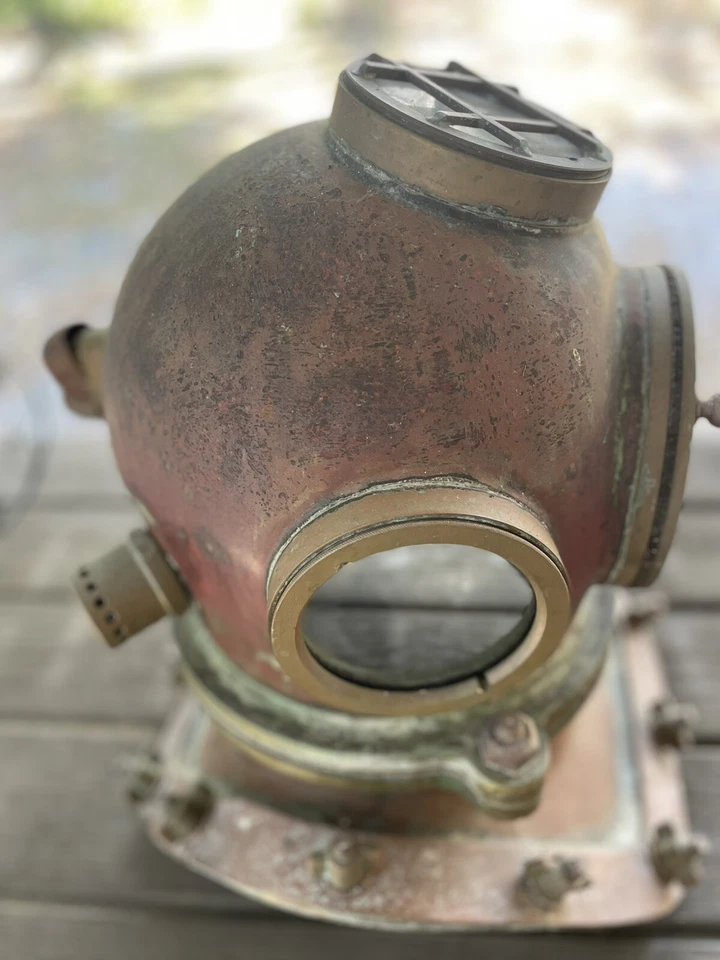 Casco de buceo ruso vintage  Foto 2 de 4