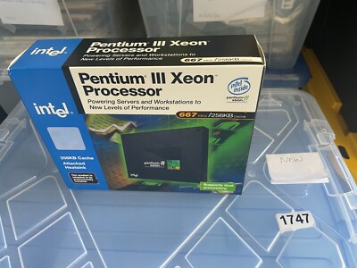 Vintage NEW SEALED SLOT 1 Intel Pentium 3 Xeon 667Mhz Processor - New in Box