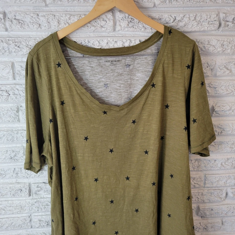 Lane Bryant Womens Top 26 28 Plus Tee Short Sleeve Cotton Blend Green Stars - Image 3 of 4