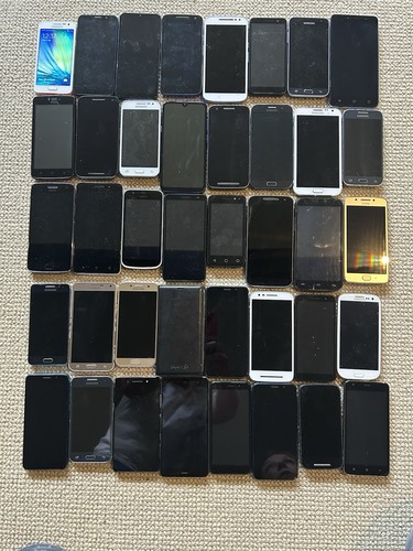 Lot Job Mix 40 x Smartphones Samsung et Android NON TESTÉS Power Up - Photo 2/6