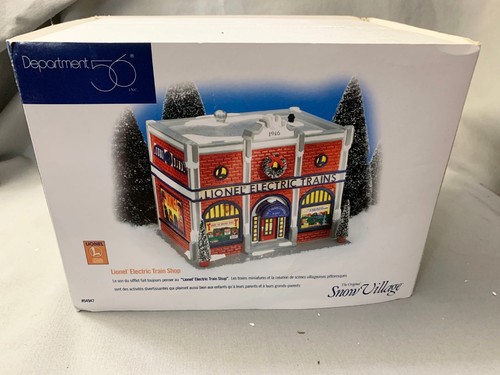 Department 56 Original Snow Village Lionel Electric Train Shop 54847 Lighted