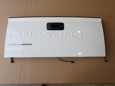 21-22 Chevy Colorado Tailgate Gm 84718475 W Assist Opt Ppa White Wcamera Oem 21-22 Chevy Colorado Tailgate Gm 84718475 W Assist Opt Ppa White Wcamera Oem