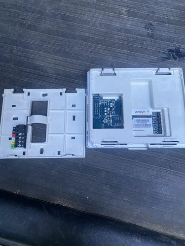 Carrier SYSTXCCITC01-A Programmable Thermostat Infinity