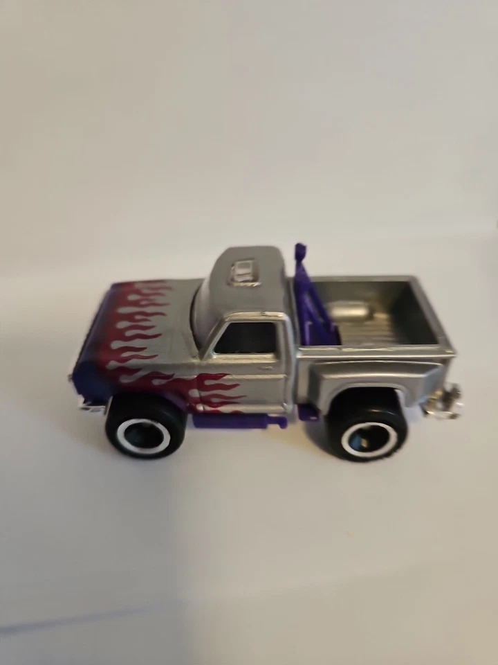 Camioneta Ford F-150 1998 Matchbox Rough 'N Tough Series Flareside púrpura/blanco Foto 3 de 4