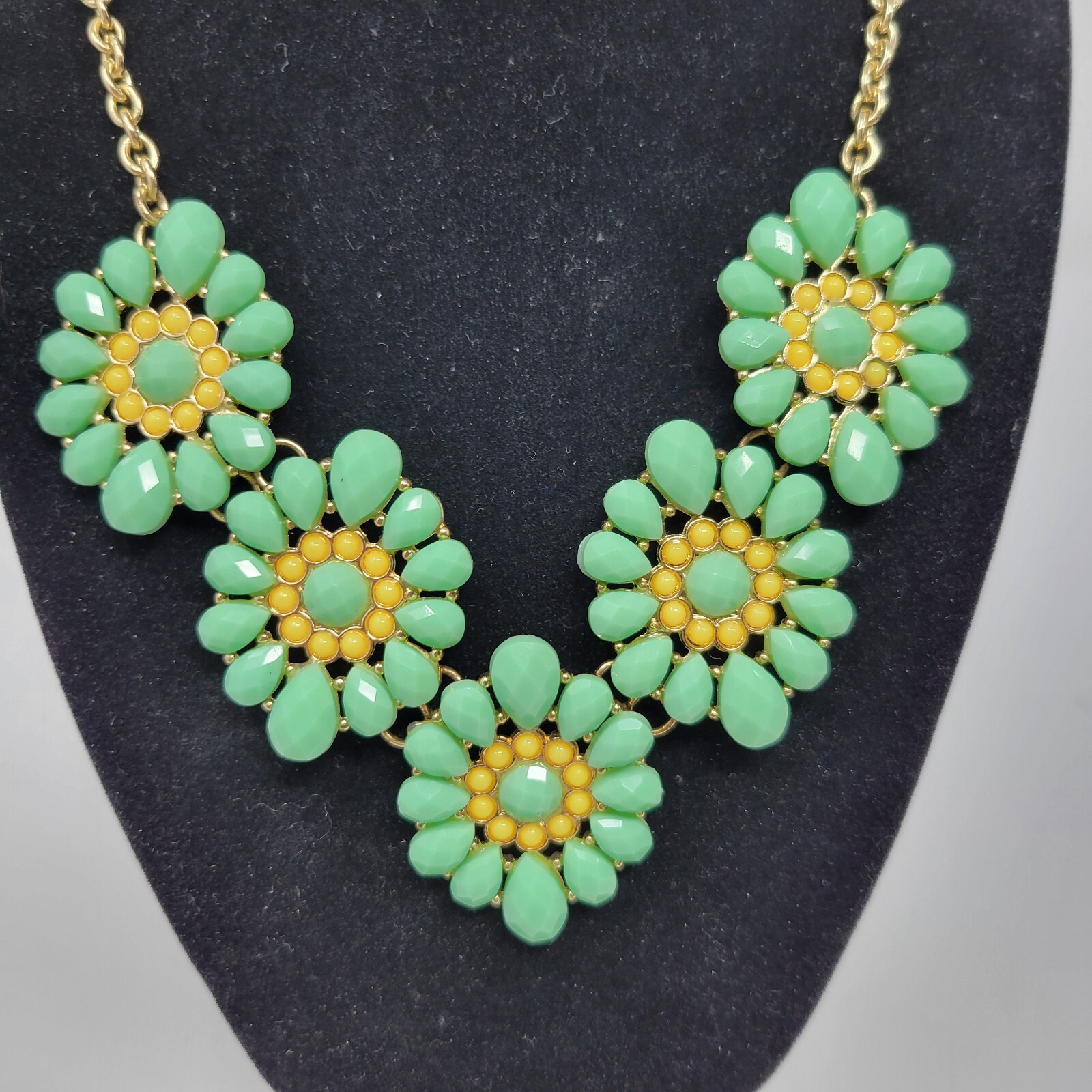 Statement Spring Necklace Green Flower  Resin Gol… - image 5