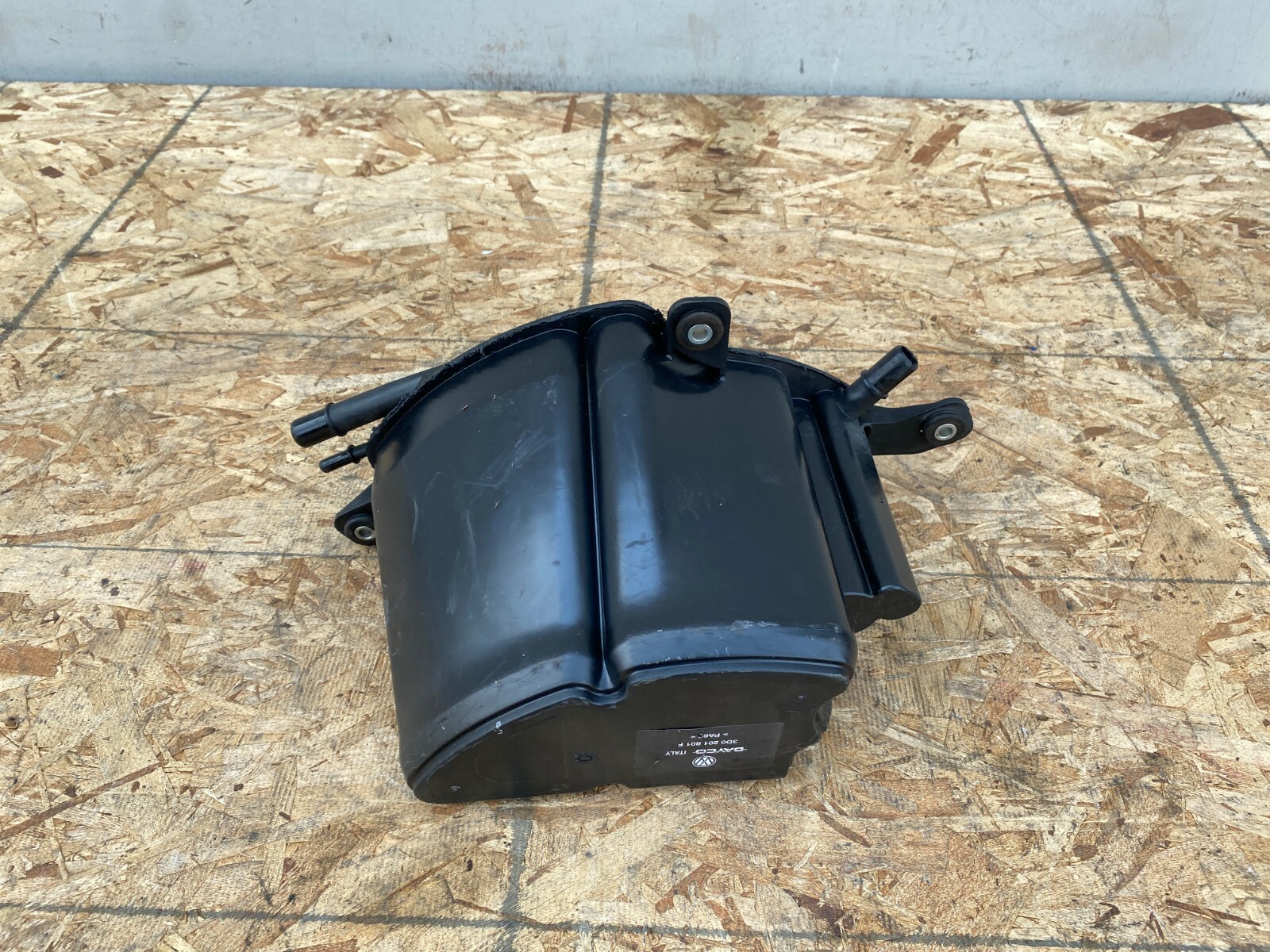 BENTLEY CONTINENTAL GT GTC CHARCOAL CANISTER TANK 3D0201801 OEM (12-17)