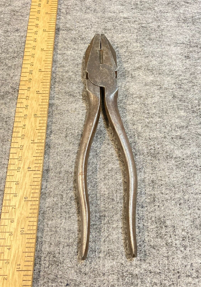 Vintage Fullers Lineman Pliers Electrician Gripping Side Cutting 8 1/4