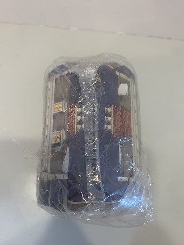 Dept 56 Charles Dickens The Crown & Cricket Inn 1996 Collectors Edition Ornament - Picture 15 of 18