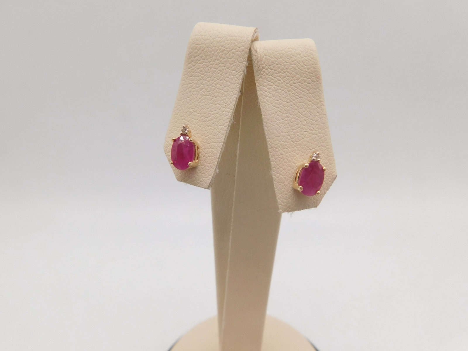 SWEET 14K SOLID YELLOW GOLD DIAMOND RUBY STONE PO… - image 2