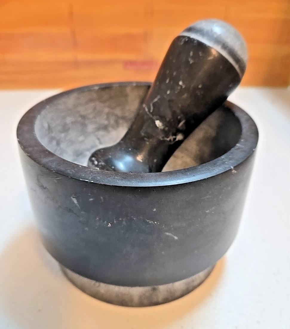 Solid Black Granite or Marble Mortar & Pestle
Opens in a new window or tab