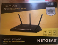 NETGEAR Nighthawk AC1750 Dual-Band Router 1750 Mbps R6700-100NAS Black