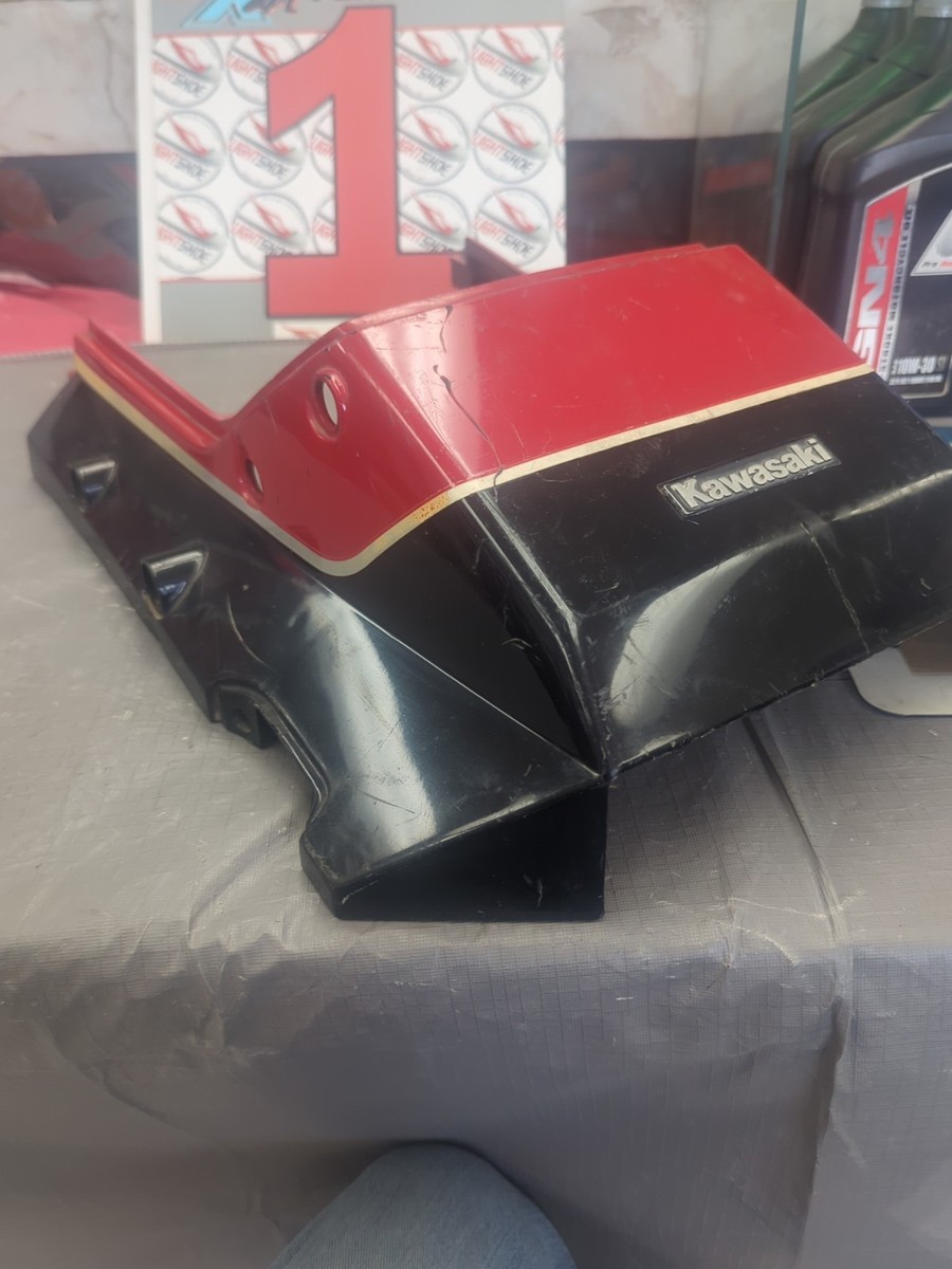 1984-1986 Kawasaki Ninja 900 GPZ900R ZX900 rear ♥️ Red tail