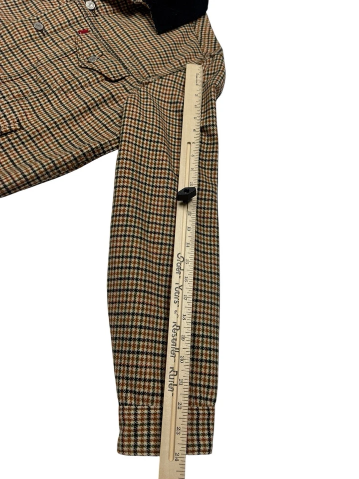 Chaqueta de Camionero Levi's Forrada Vintage Fit Urbana Lana a Cuadros Marrón Negro Pana Foto 4 de 4