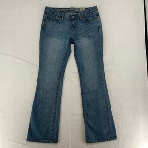 bootcut jeans with converse