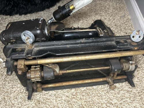 MINERVA 232 VINTAGE SEWING MACHINE TABLE W/FOOT PEDAL - Picture 12 of 16