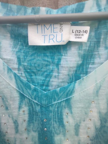time and tru Women's Short Sleeve v neck T-shirt size large(12-14) - Picture 5 of 8