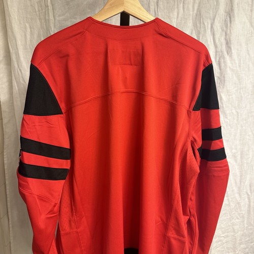 2022 Nike Team Canada Olympic Replica Hockey Jersey University Red Men's Size L - Picture 8 of 9