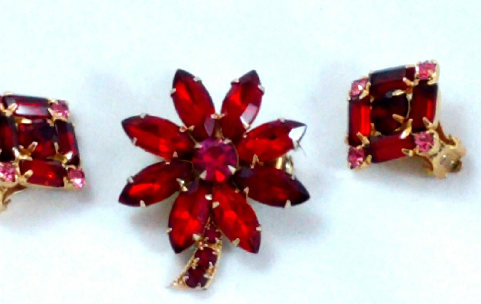 Gorgeous Designer Ruby Red Rhinestone Flower Broo… - image 9
