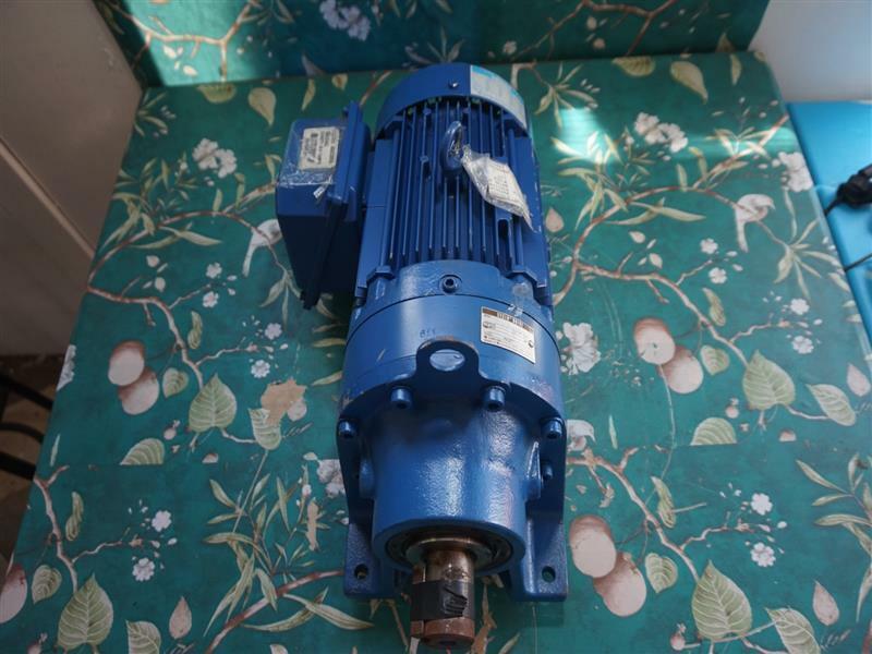 Sumitomo V90L/4 V90L4 3-Phase Induction Motor | eBay