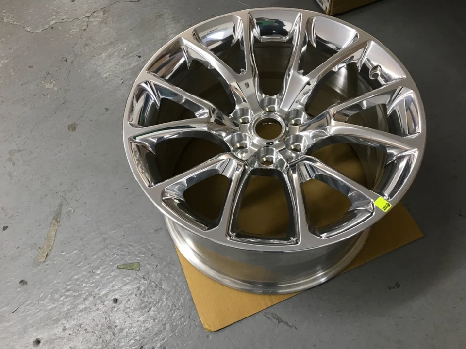 Factory OEM MOPAR 2013-2017 Dodge Viper FORGED SRT  front wheel 82213445 — 第 3/4 张图片