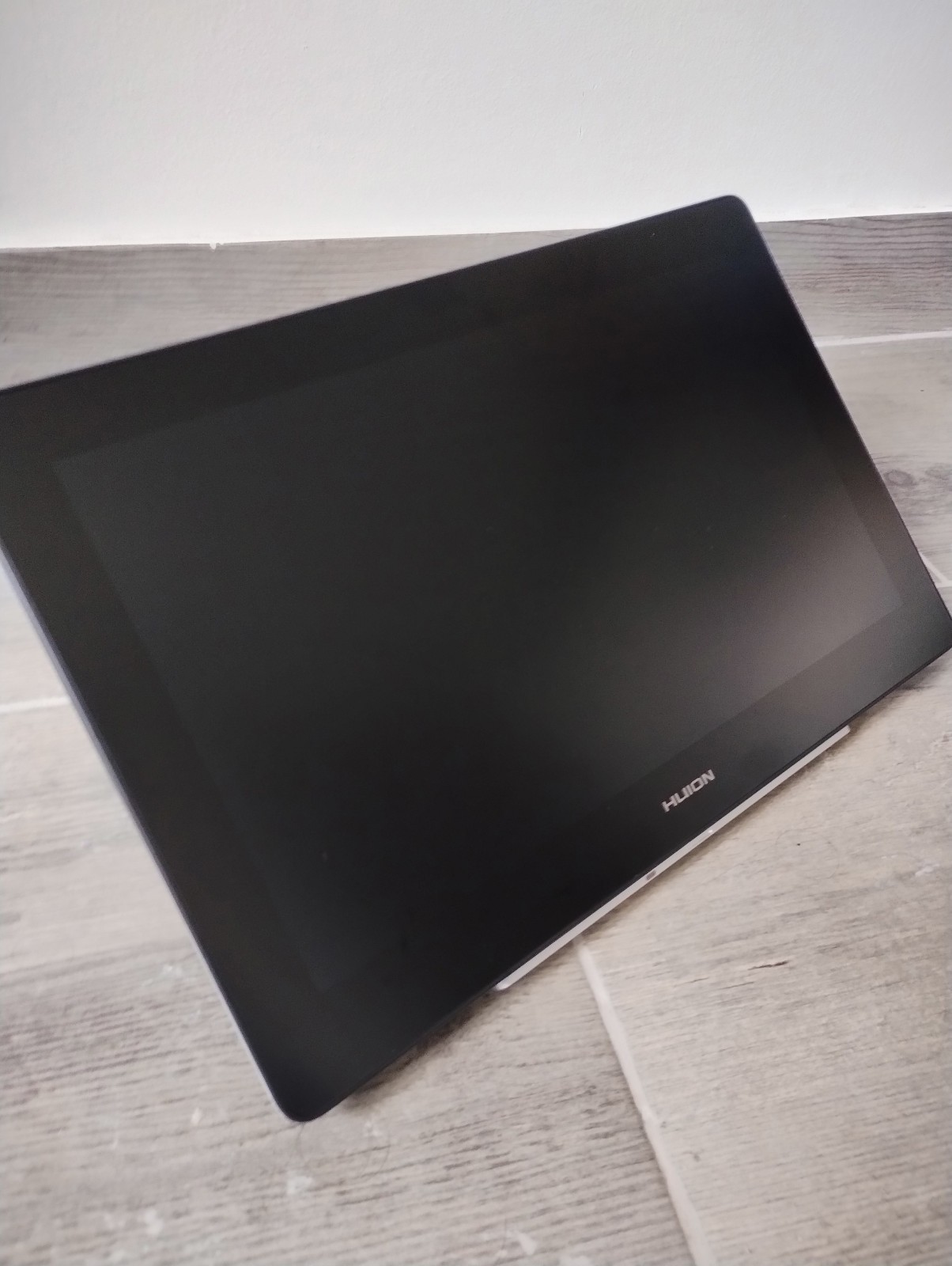 Huion Kamvas Pro 16 4K pour graphiste nomade et retouche photo pro