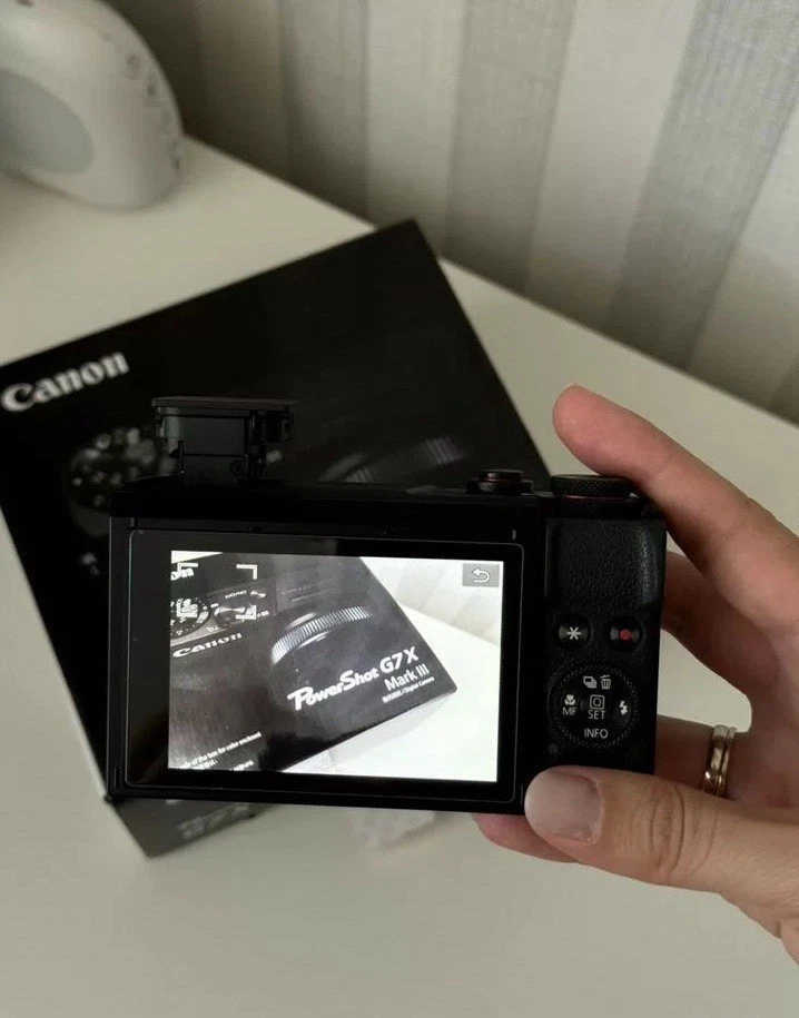 Canon PowerShot G7X Mark III 4K UHD 20.1MP f/2.8 Digital Camera - Black 3637C001 - Image 3 of 4