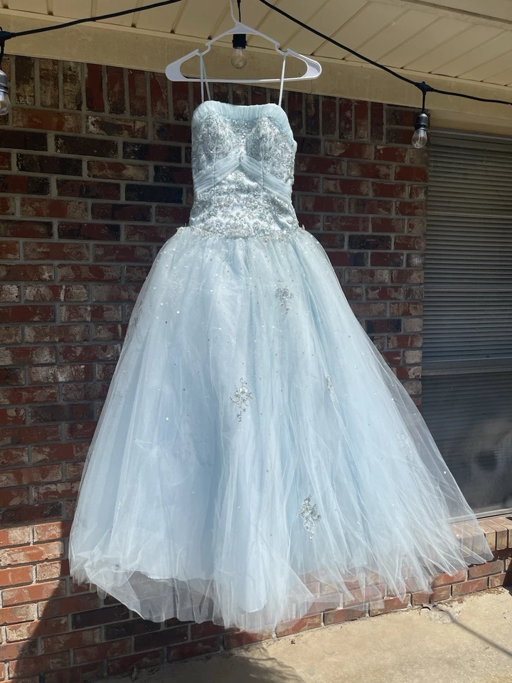 MORI LEE PAGEANT/PROM DRESS Size 00 - Image 3 of 4