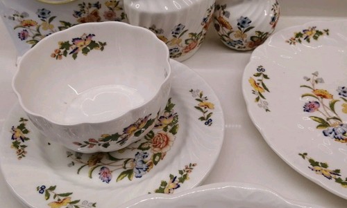 12 Pieces Aynsley Fine Bone China Cottage Garden Clock Cups Jugs Bowls Plates - Picture 5 of 7