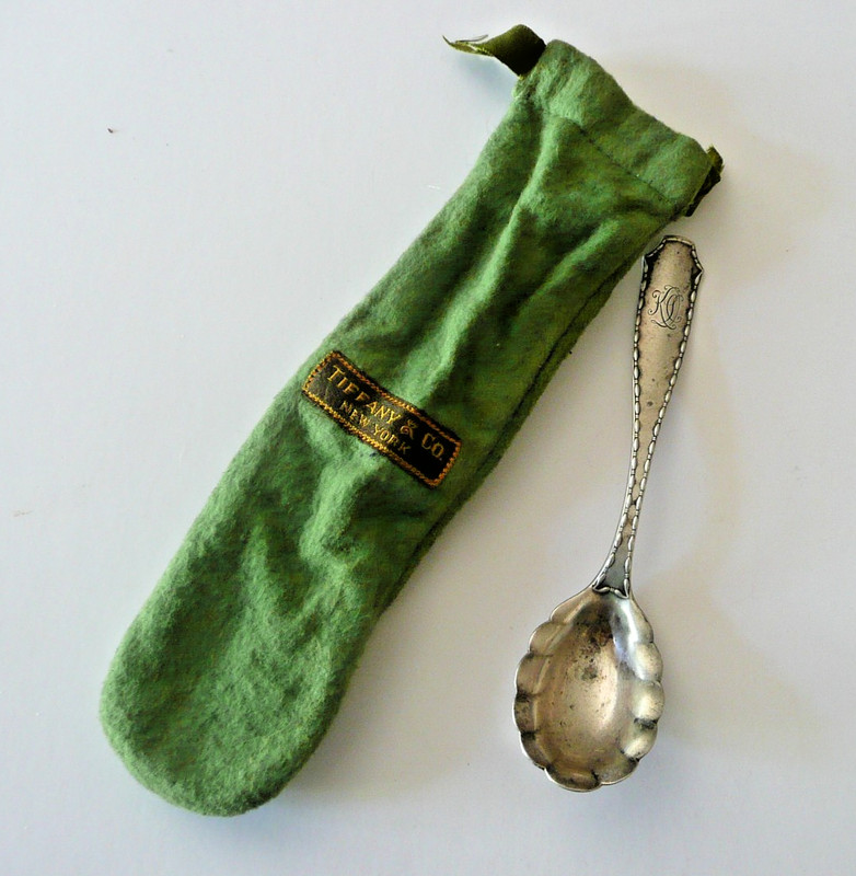 ANTIQUE TIFFANY & CO. WAVE-EDGE STERLING MARQUISE PAT. - 1902 - 5-3/4” SPOON!