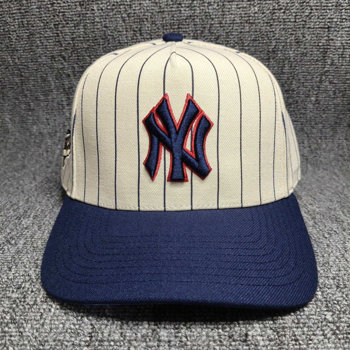 Mitchell & Ness New York Yankees MLB 1996 World Series Snapback Cap