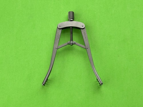 V.Mueller Surgical SU-3148 4 x 4 Retraktor Alm 3-3/4" - Bild 4 von 5