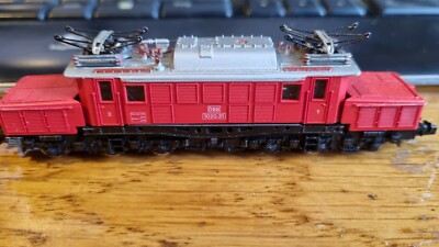 Arnold BR 1020 ÖBB rot FEHLDRUCK Spur N