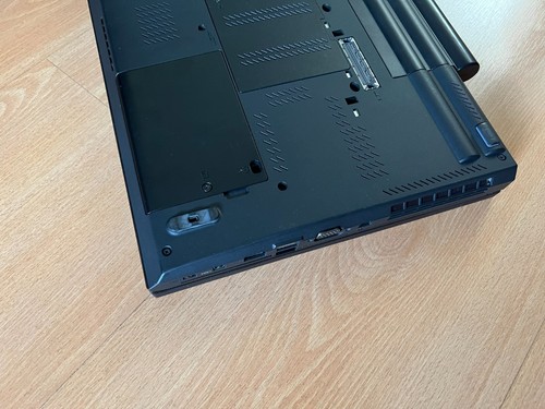 ThinkPad W530 i7-3740QM 32GB RAM, 1TB SSD, FHD LCD, WiFi 6, Classic KB, Win 11 - Picture 8 of 13