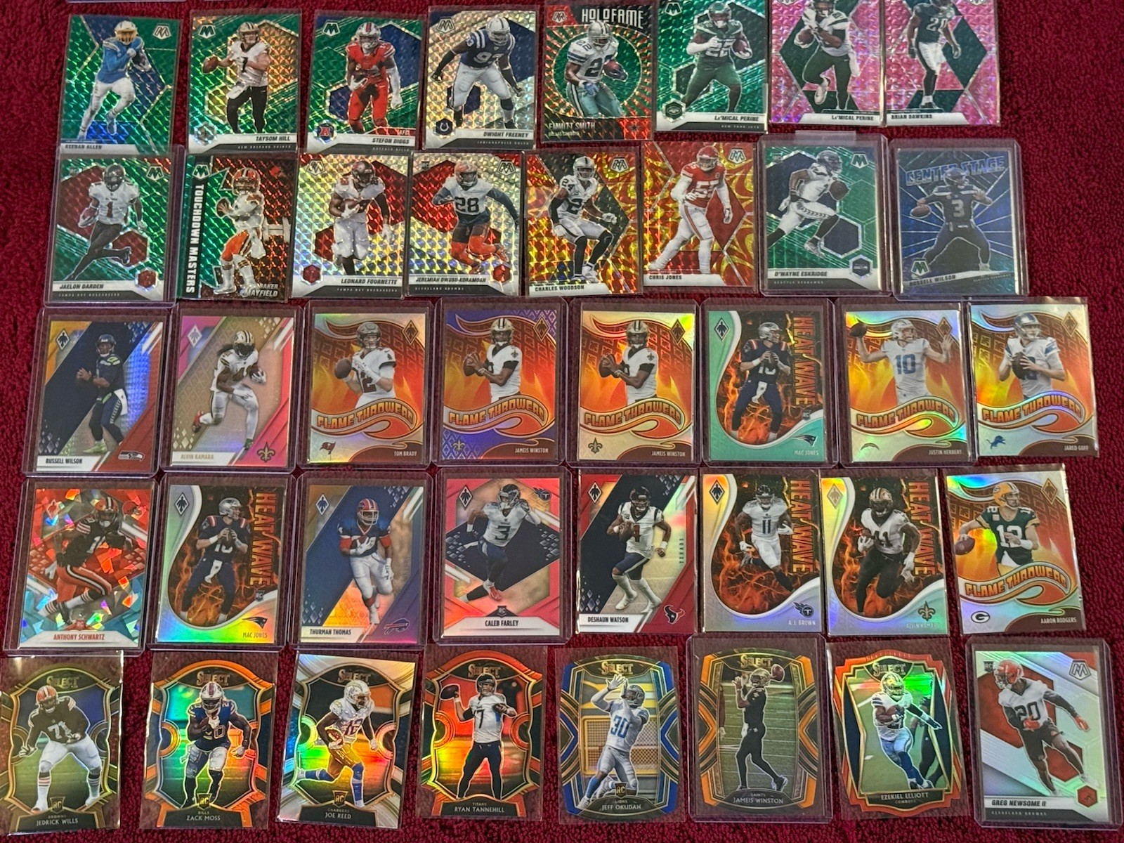 Huge 100+ Near Mint NFL Card Lot, Rookies, Inserts, Autos, RPAs, Prizms, Patches