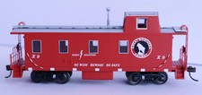 Bachmann HO 14010 - Slanted Offset Cupola Caboose "Great Northern" X-9