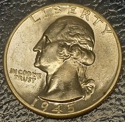 1945  90% SILVER  ,  Washington Quarter ,   Uncirculated   KM-164