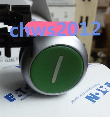 1 PCS NEW     M22-D-G-X1 self resetting button head with logo #wd