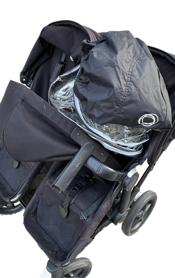 Buen moisés y cochecito Bugaboo Donkey 3 Twin usado con accesorios negro Foto 4 de 4