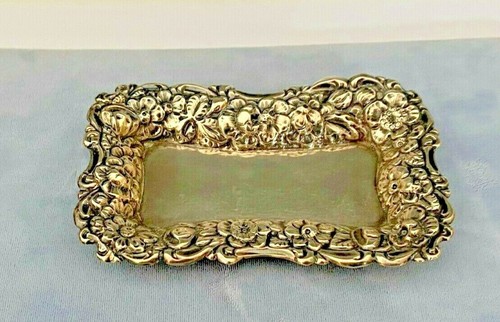 SIMMONS Shaped Sterling Silver Repousse 4" Tray - Picture 3 of 6