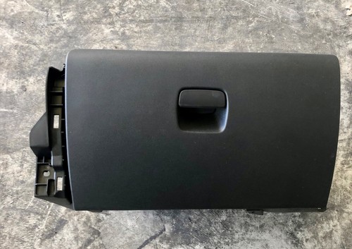 Boîte à Gants Renault Trafic 3 Long Phase 1 – Occasion, Référence 685002973R, état Bon, Garantie 12 Mois