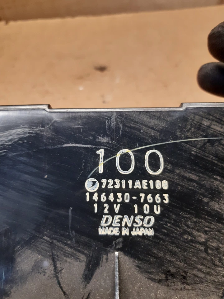 Unidad de control climático Subaru Legacy MK3 2002 72311AE100 Foto 3 de 3