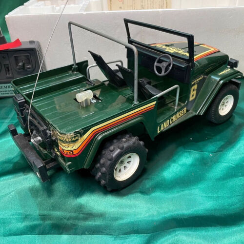 Nikko Radio Control LAND CRUISER 110 Scale Semidelacon Toy Car Japan Used - Picture 5 of 8