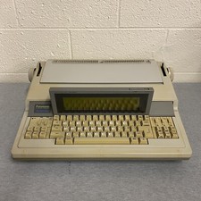 Panasonic KX-E500B Electronic Typewriter W/ Screen thumbnail