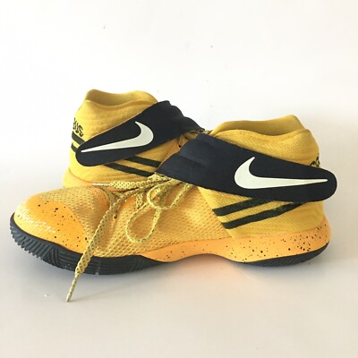 school bus shoes nike