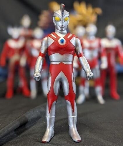 U Killersaurus & Mebius + Ultraman 6 Brothers Bandai Soft Vinyl 2 Figures + 6 - Picture 9 of 13