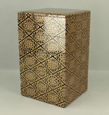 Gold Lacquer Flower Diamond Pattern Makie Five-Tiered Box Jubako with Box