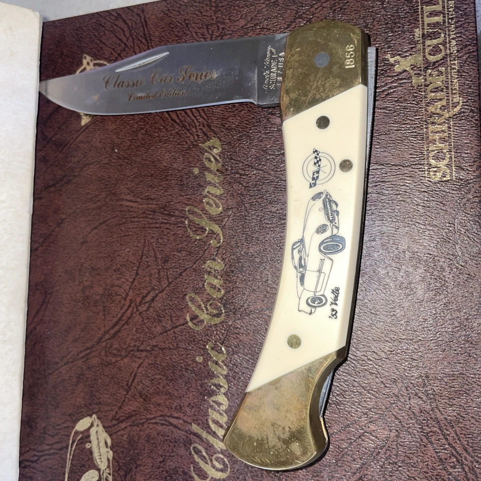 Juego de cuchillos vintage Schrade EE. UU. 1953 Vette Classic Car Series Corvette LB7 NUEVO EN CAJA Foto 3 de 4