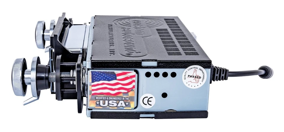 Radio JEGS 48031 Classic 230 Series 1968-1976 Chevrolet Corvette bisel negro azul Foto 3 de 4