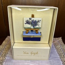 Rare 2012 Metropolitan Museum of Art Iris Trinket Box on an Easel