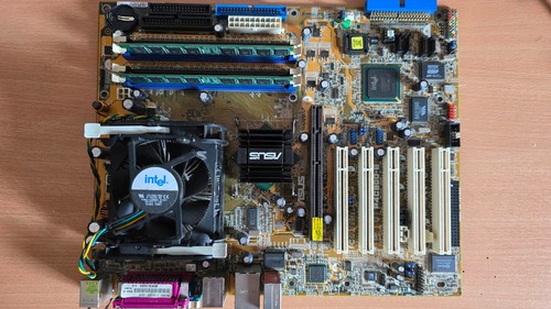 ASUS P4C800-E Deluxe mainboard + Intel Pentium 4 + 2GB RAM + Radeon 9250 VGA - Afbeelding 6 van 23